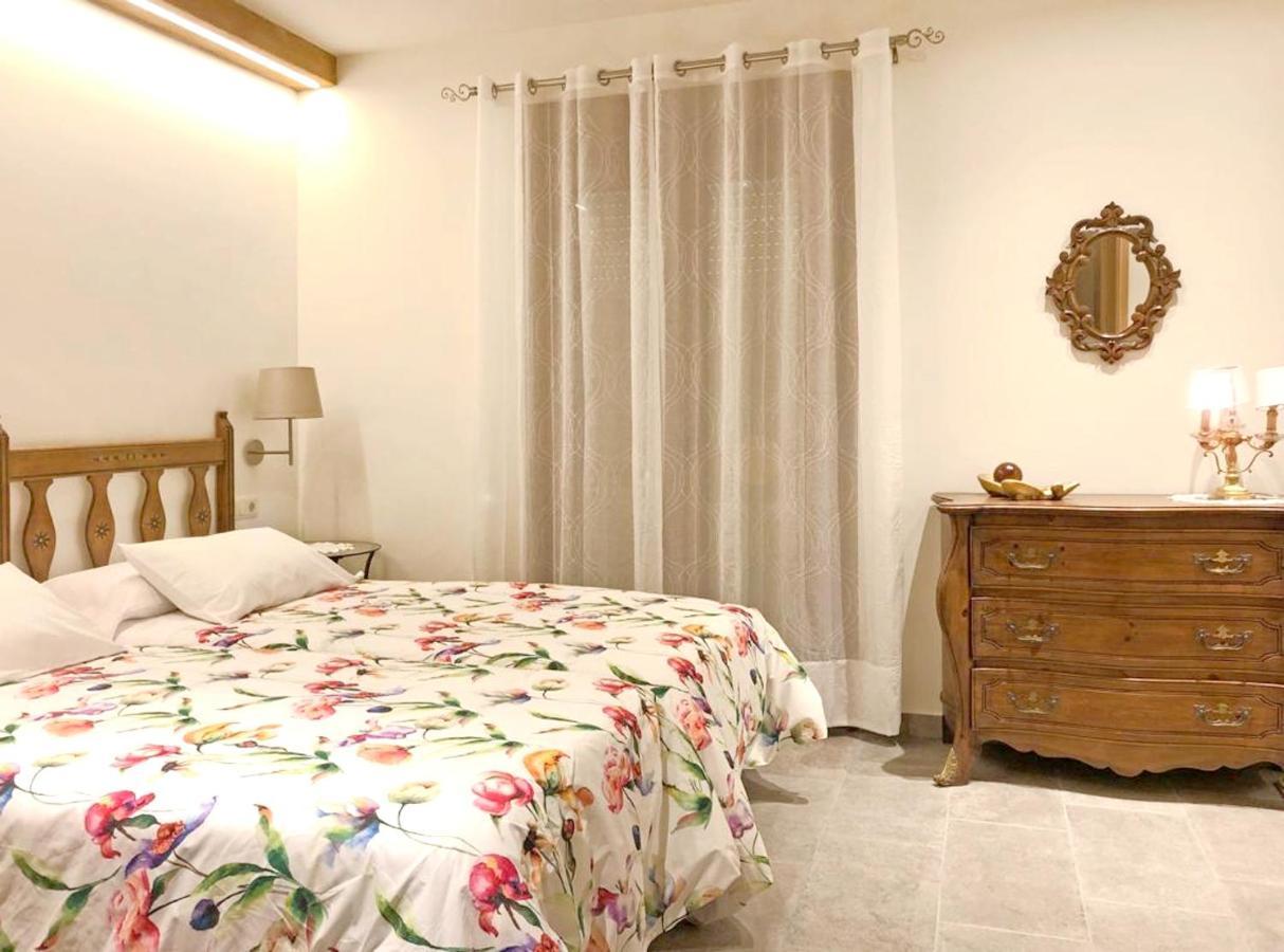 4 Bedrooms House With Terrace And Wifi At Cretas Εξωτερικό φωτογραφία